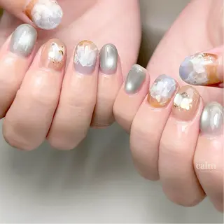 ネイル calm 〔ｶｰﾑ〕のネイルデザイン