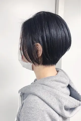 ショート morio from london所属・松岡彩華 ボブ /グレージュのヘアスタイル