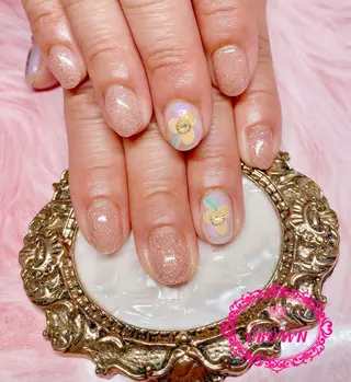 ネイル CROWN プライベートサロンのネイルデザイン