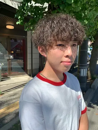 ミディアム パーマ メンズ 宮嶋 勇輔のヘアスタイル