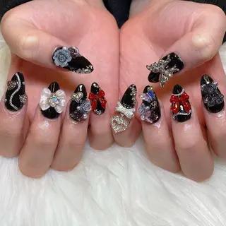 ネイル studio tam 髙橋彩夏のネイルデザイン