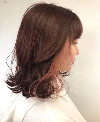 ミディアム カラー iLi所属・iLi 《イリ》のヘアスタイル