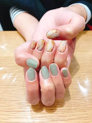 ネイル nailist kanae🦖のネイルデザイン