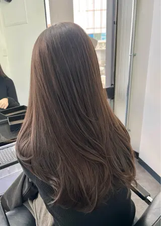 ロング レイヤーカット/透明 感カラー/aikaのヘアスタイル