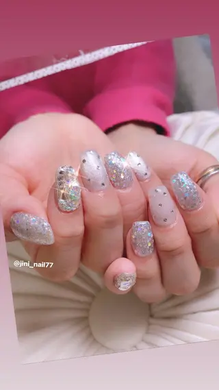 ネイル JINI NAIL所属・ジニ ネイルのネイルデザイン