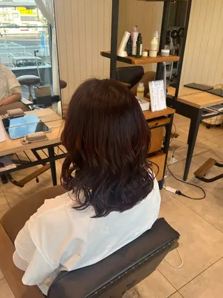 ミディアム 坂口 友莉香のヘアスタイル