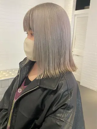 ミディアム カラー パーマ 🎨ハイトーン/ 切りっぱなし みつきのヘアスタイル