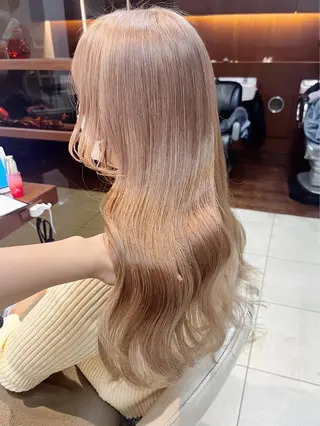 ロング カラー 【カラーリスト】 Likka.のヘアスタイル