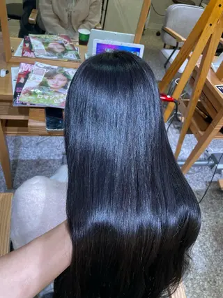 ロング カラー TIGRE天神 吉良祐樹のヘアスタイル