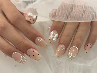 ミディアム 🎀韓国ネイル/ キラキラネイル専門店のネイルデザイン