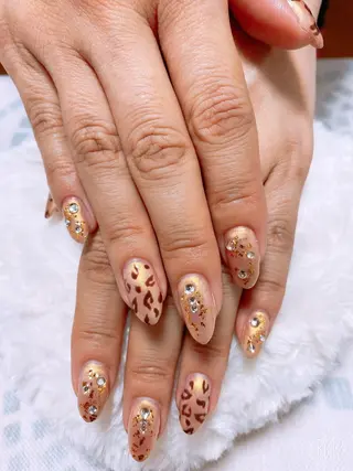 ネイル The Best Beauty受付担当のヘアスタイル