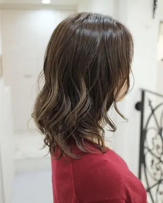 セミロング カラー 斉藤 貴也のヘアスタイル