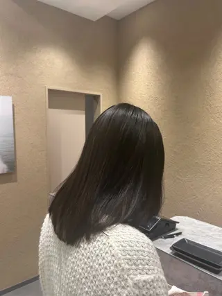 カラー 白岩 君予のヘアスタイル