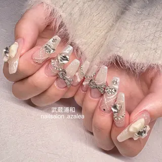 ネイル R inのネイルデザイン