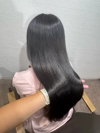 ロング 箕畑 麗菜のヘアスタイル