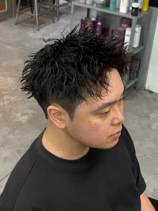 ショート カラー パーマ メンズ メンズパーマ特化 🔥韓国ヘア職人🔥のヘアスタイル