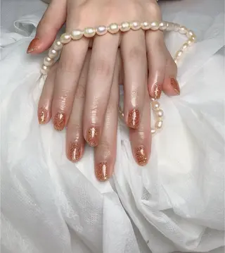 ネイル pink ladyサロン所属・べ にのネイルデザイン