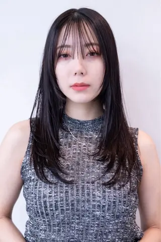 ロング 渋谷/切りっぱなし レイヤー/ブリーチのヘアスタイル