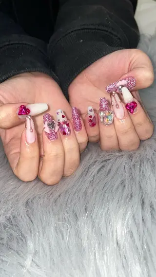 ネイル RICO NAIL所属・RICO Nail パーツつけ放題🌈のネイルデザイン