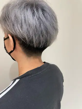 ショート Seen.所属・吉野 智行のヘアスタイル