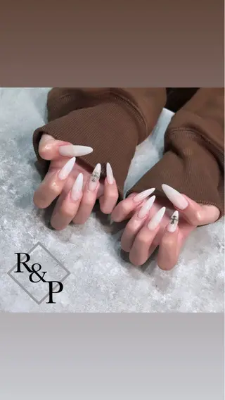 ネイル RandP ｰikumiのネイルデザイン