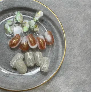 ネイル kiii.__ ✴︎*のネイルデザイン