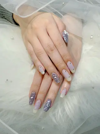 ネイル 🌈 Laule'aのネイルデザイン