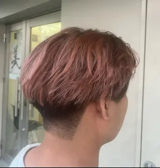 カラー 山田 誠也のヘアスタイル