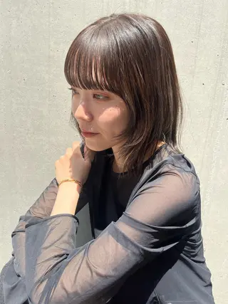 ミディアム カラー オリーブ/縮毛♡ Natsuno🩰のヘアスタイル