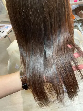 ロング 松佐 ゆかりのヘアスタイル