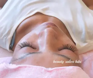 マツエク・マツパ 美容室 美美所属・髙坂 友香のエステ・リラクイメージ