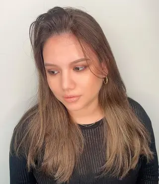 ロング ヘアアレンジ lien ヒジリのヘアスタイル