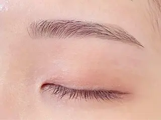 アイブロウ 🩰Misaki🦢 🪞のマツエク・マツパデザイン