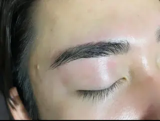 アイブロウ private salon eyes所属・EYES YUNのマツエク・マツパデザイン