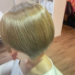 ショート カラー Hair Lex Alii所属・大谷 若葉のヘアスタイル