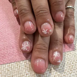 ネイル LaViena姫路所属・e_nail 〜本格ケア〜のネイルデザイン