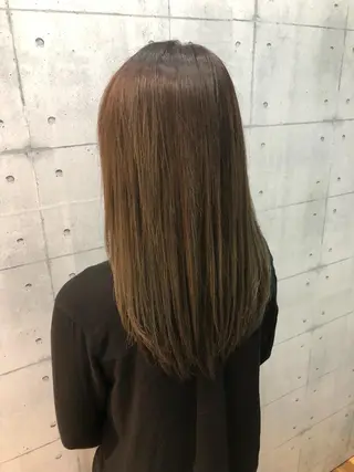 ロング カラー 金沢 広美のヘアスタイル
