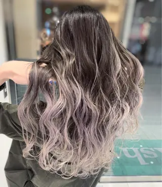 セミロング カラー N° jillva ♦️川端裕司♦️のヘアスタイル