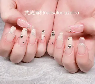 ネイル R inのネイルデザイン