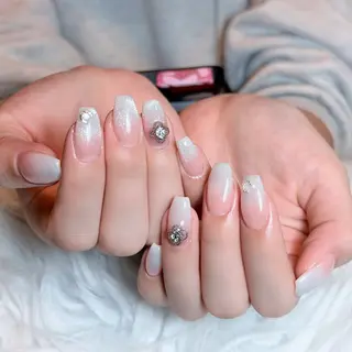 ネイル Julli NailStudioのネイルデザイン
