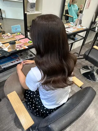 カラー 艶髪🥣透明感カラー 🫧前田奈津実のヘアスタイル
