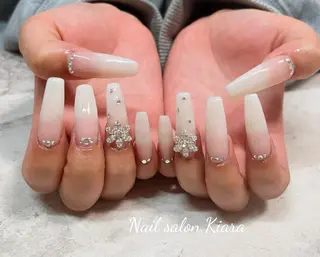 ネイル 🍭Kiara Nail🍭のネイルデザイン