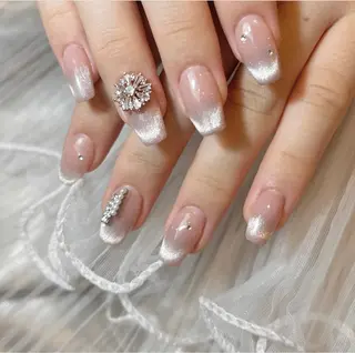 セミロング Nishiyama Honokaのネイルデザイン