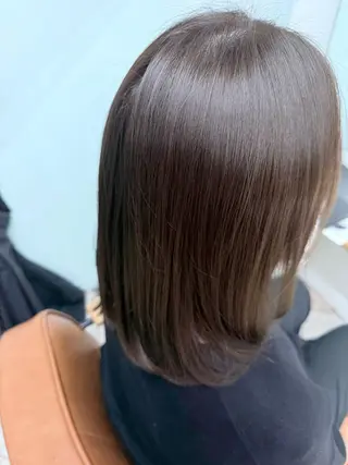 ミディアム カラー 永木 楓のヘアスタイル