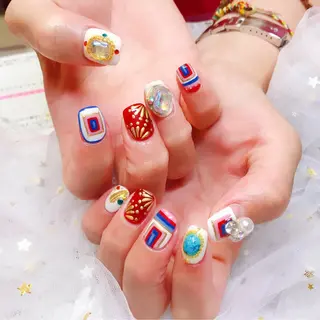 カラー ネイル Q Free nailsのネイルデザイン