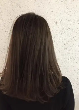 セミロング カラー ヘアアレンジ ✨ハイクオリティ✨ 山本香也のヘアスタイル