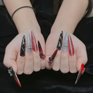 ネイル ENSalon 愛佳のネイルデザイン