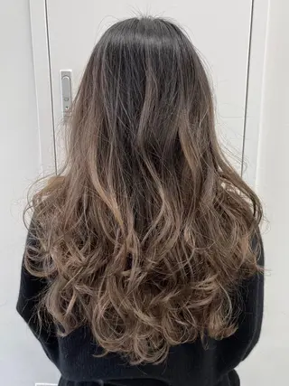 ロング 【公式】amble luxe 中野のヘアスタイル