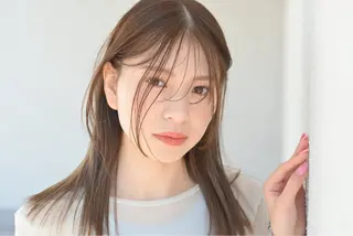 セミロング 峯田 優花のヘアスタイル