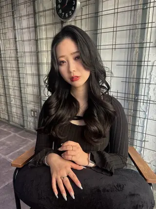 カラー AYANE 韓国ヘア /レイヤーカットのヘアスタイル